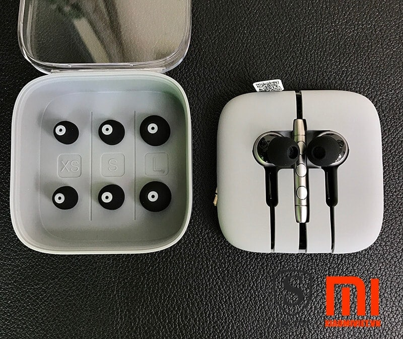 Tai Nghe Xiaomi Mi Piston Iron Pro HD Tai Nghe Xiaomi Mi Piston Iron Pro HD