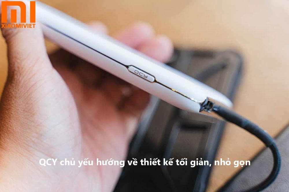 Pin sạc dự phòng QCY PB10 10000 mAh Pin sạc dự phòng QCY PB10 10000 mAh