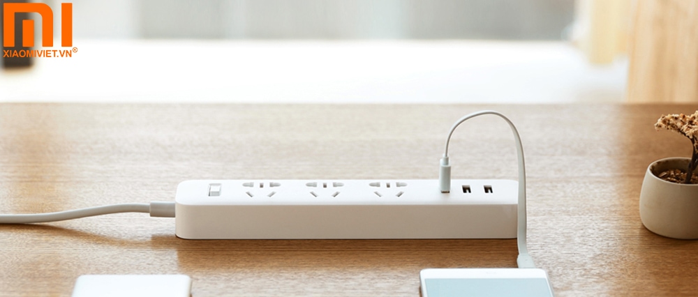Ổ cắm điện Xiaomi Power Strip (3 cổng 3 USB) - XMCXB01QM (15W) Thiết kế thông minh, an toàn cho người sử dụng