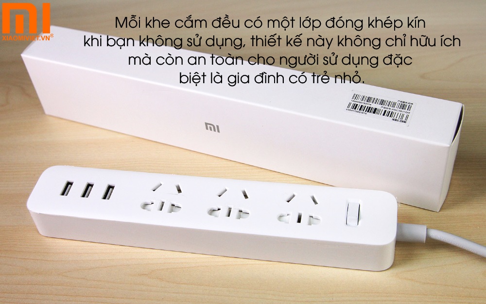Ổ cắm điện Xiaomi Power Strip (3 cổng 3 USB) - XMCXB01QM (15W) Xiaomi Mi Power Strip có màng chắn khi không sử dụng